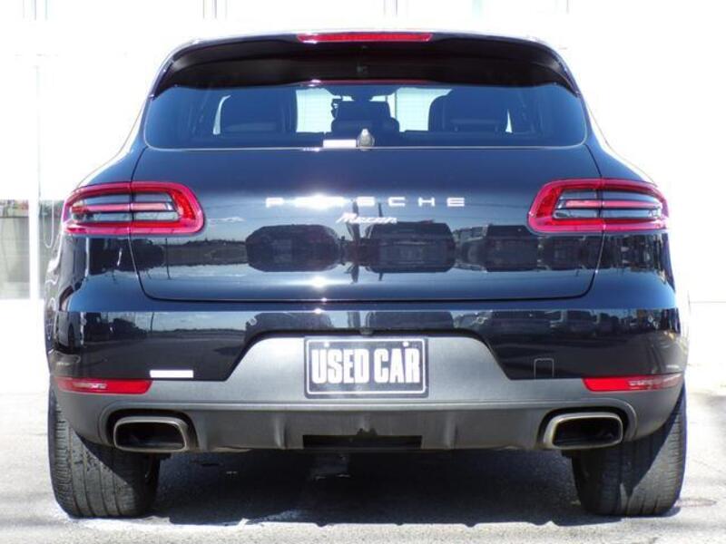 MACAN