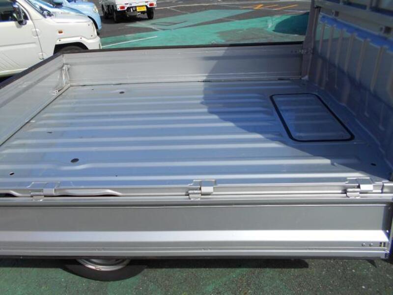 MINICAB TRUCK