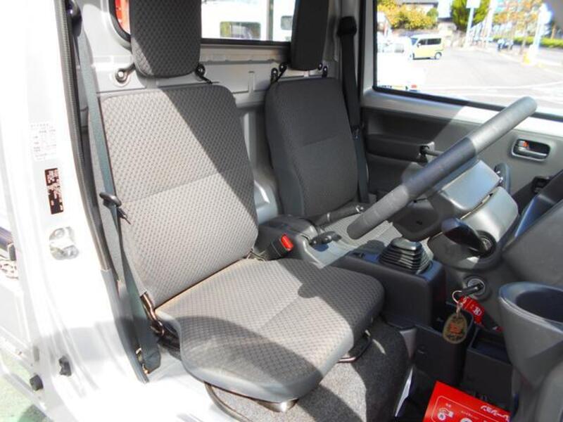 MINICAB TRUCK