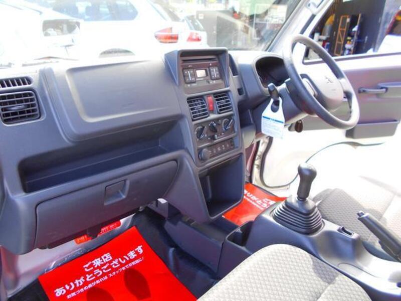 MINICAB TRUCK