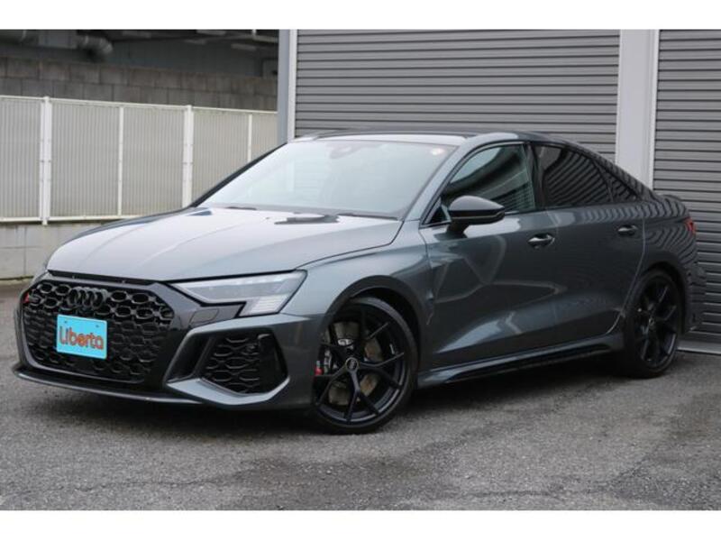 AUDI RS3