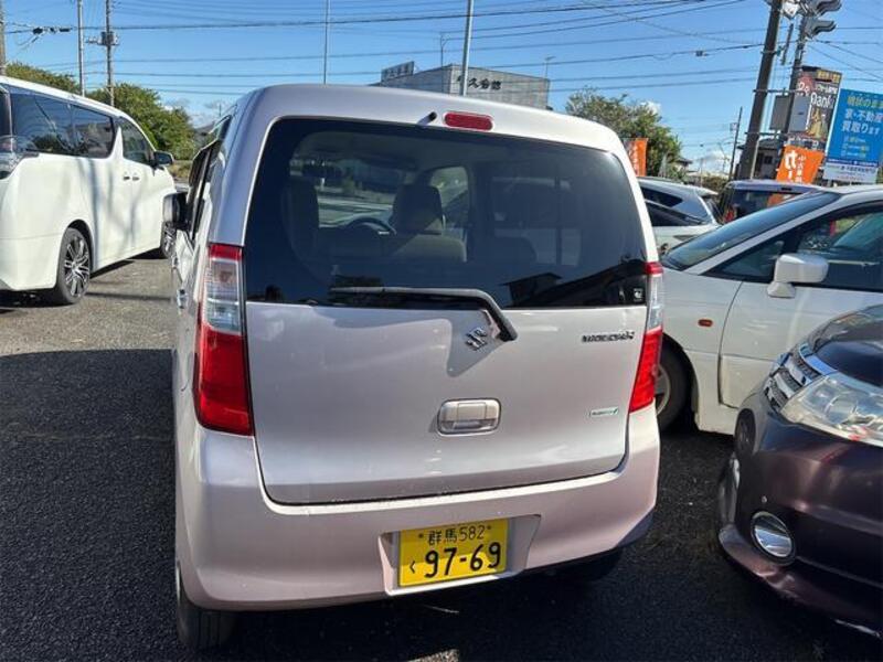 WAGON R