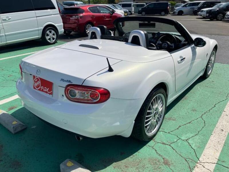 ROADSTER