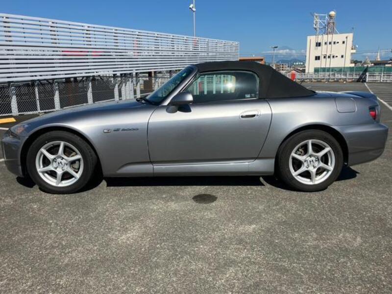 S2000