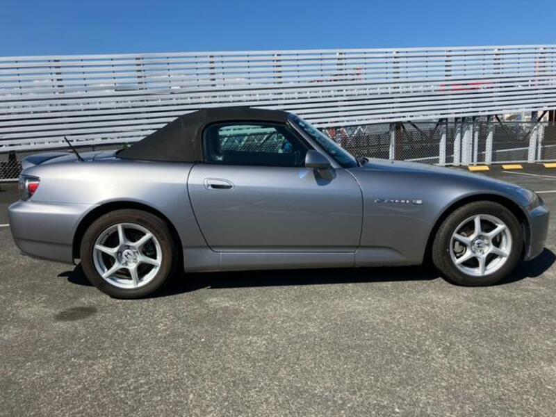 S2000