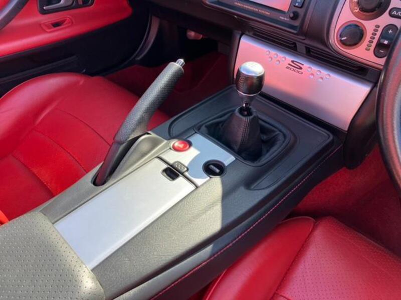 S2000