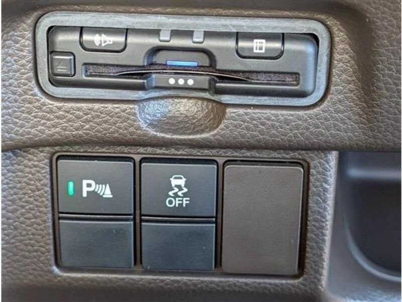 N BOX