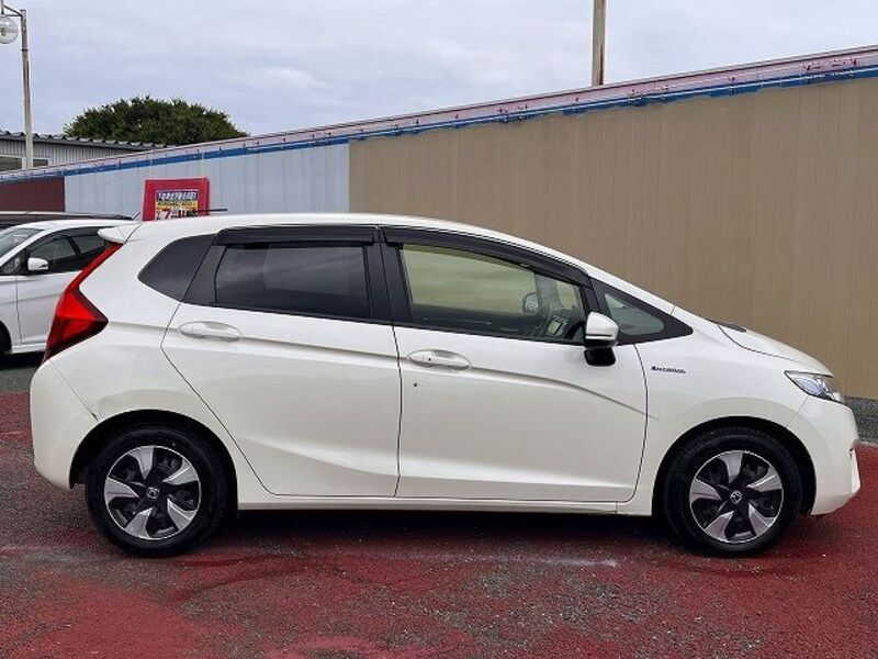 FIT HYBRID