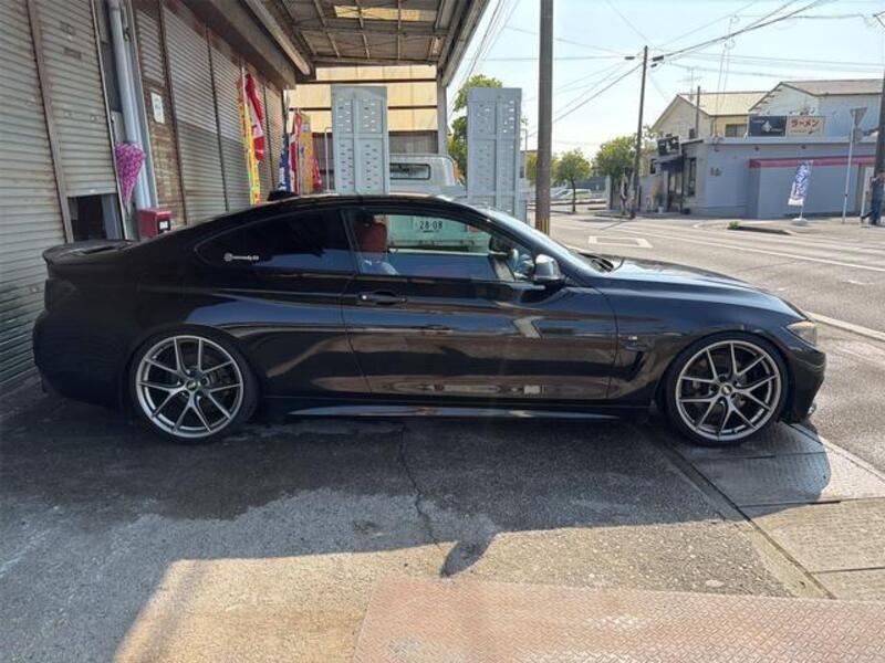 4 SERIES