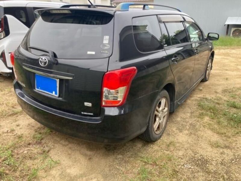 COROLLA FIELDER