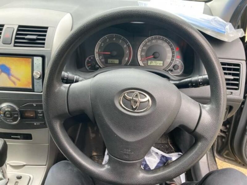 COROLLA FIELDER