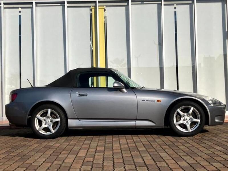 S2000