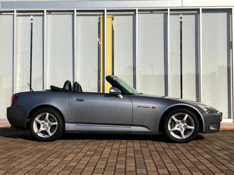 S2000