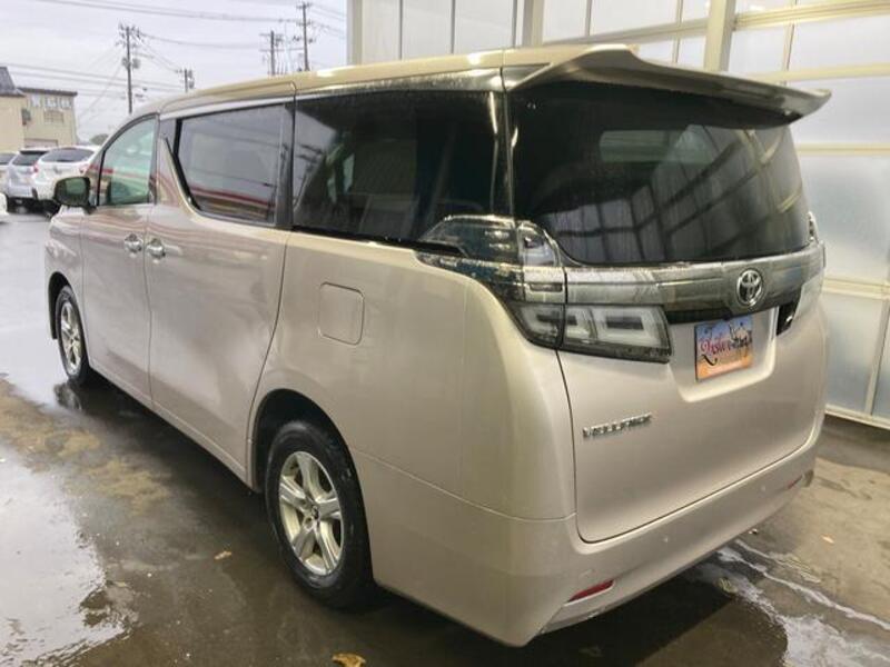 VELLFIRE