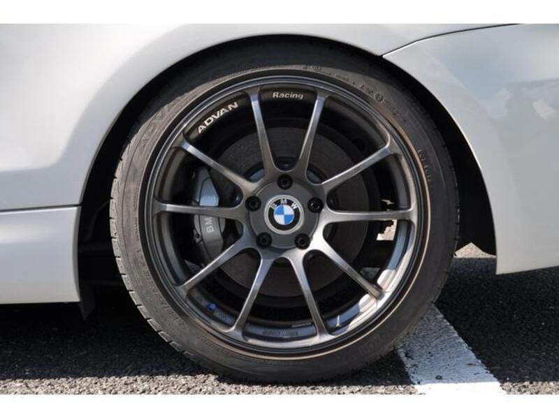 1 SERIES