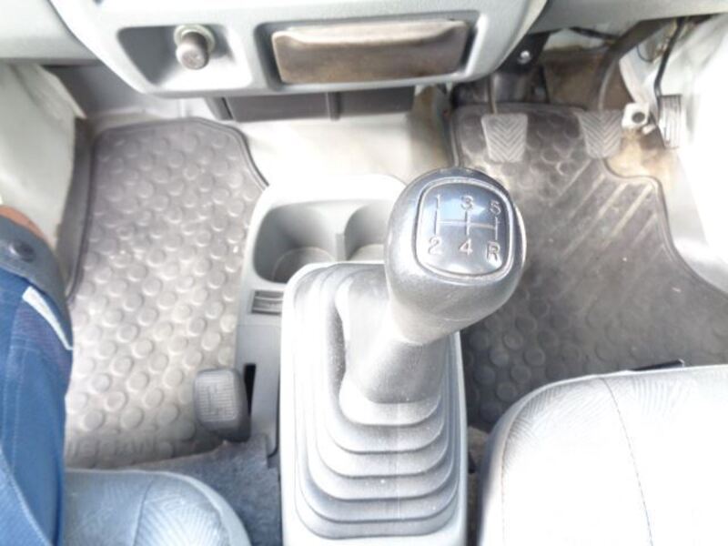 CLIPPER TRUCK