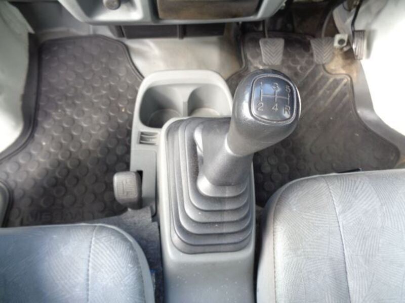 CLIPPER TRUCK