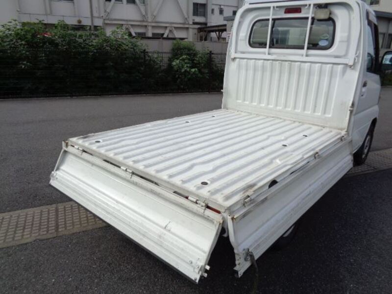 CLIPPER TRUCK