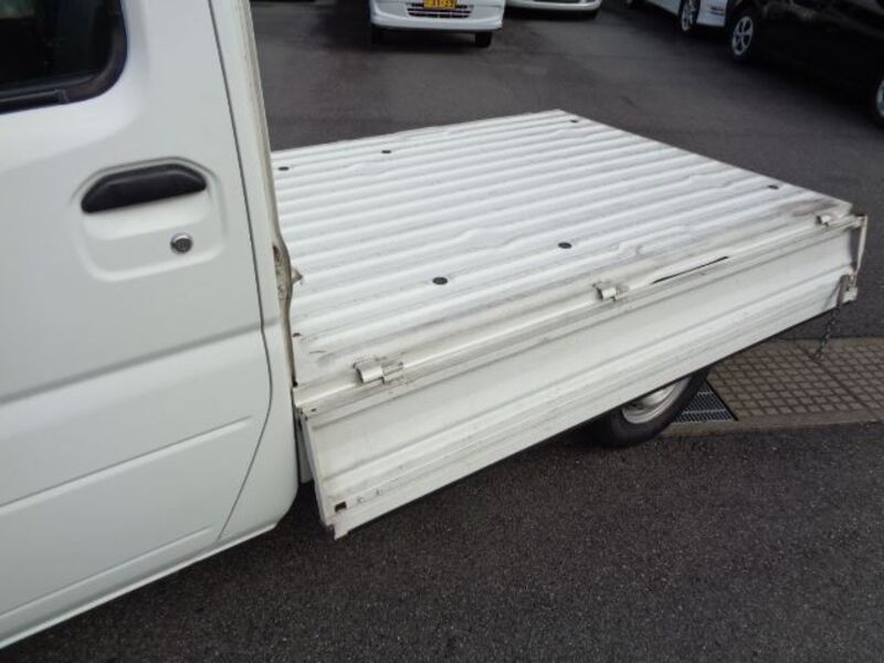 CLIPPER TRUCK