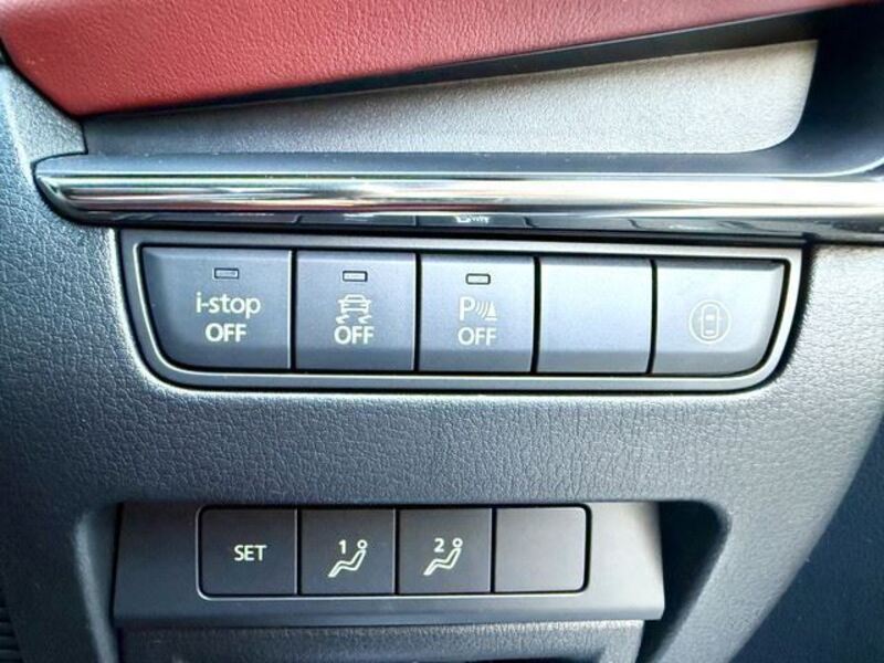 MAZDA3