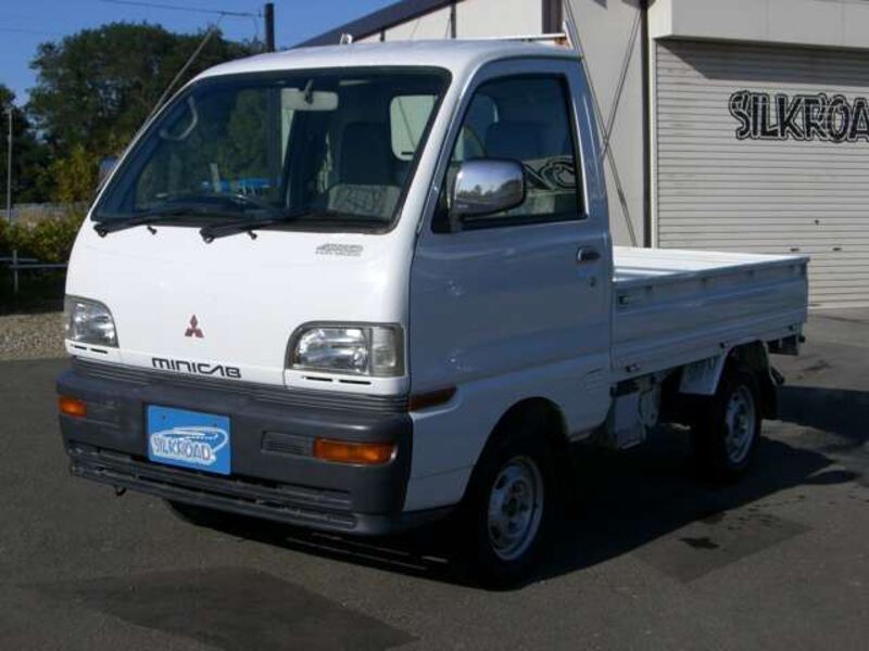 MINICAB TRUCK