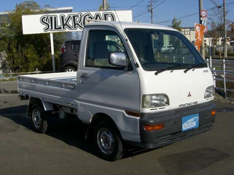MINICAB TRUCK