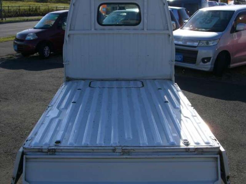 MINICAB TRUCK