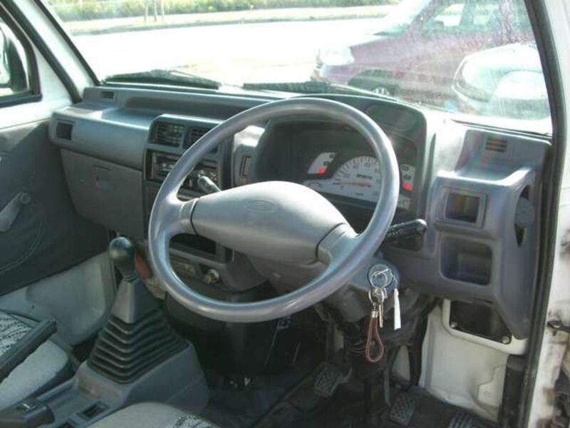 MINICAB TRUCK