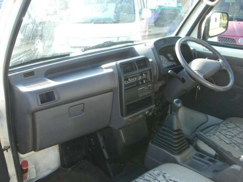 MINICAB TRUCK