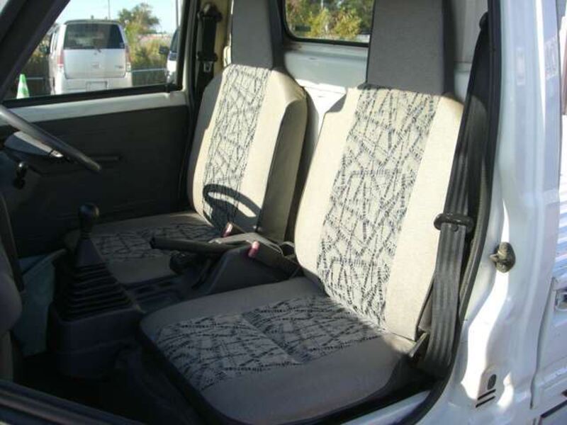MINICAB TRUCK