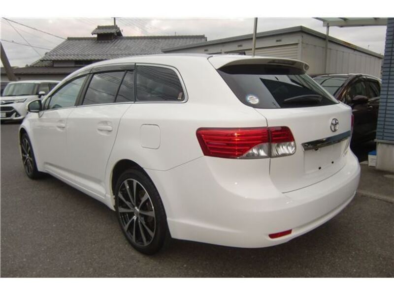 AVENSIS WAGON