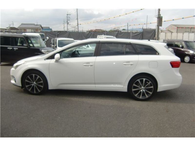 AVENSIS WAGON