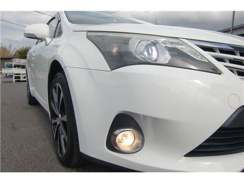 AVENSIS WAGON