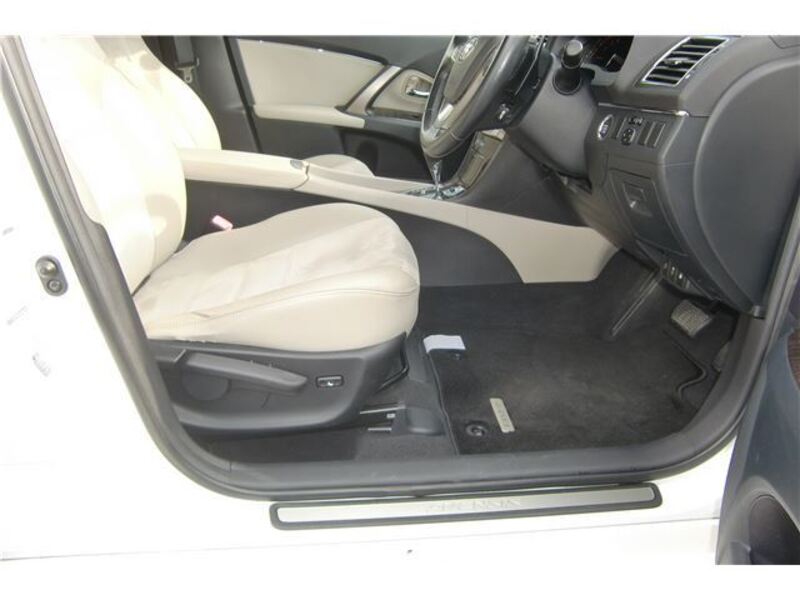 AVENSIS WAGON