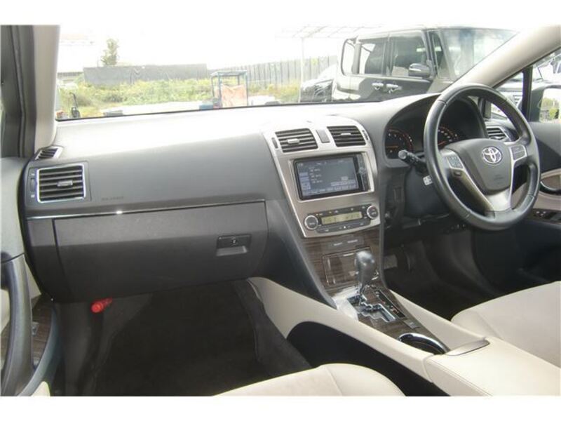 AVENSIS WAGON