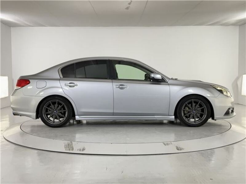 LEGACY B4