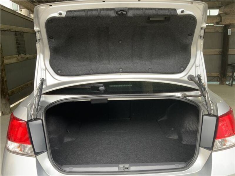 LEGACY B4