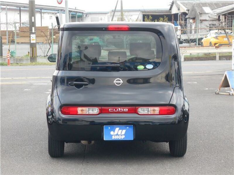 CUBE