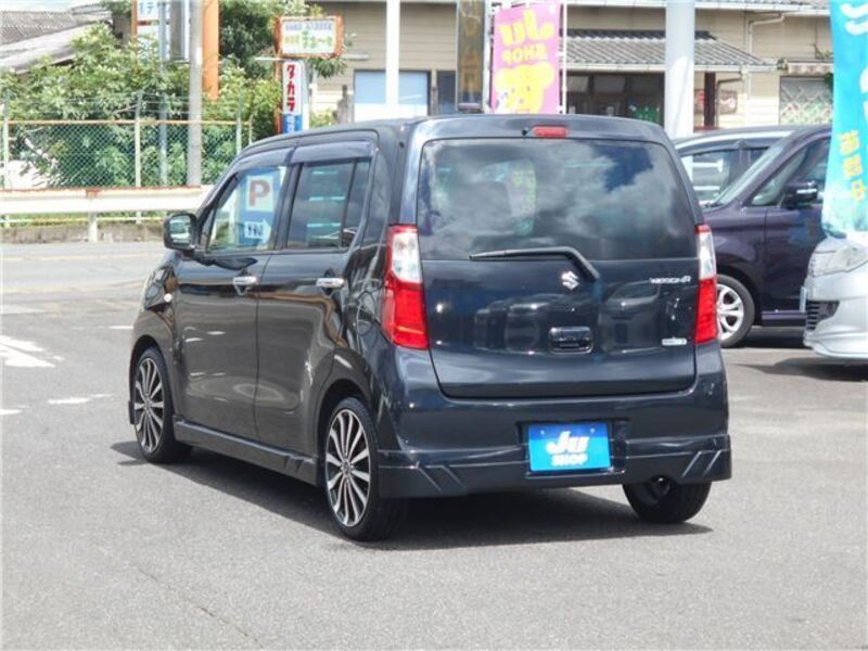 WAGON R