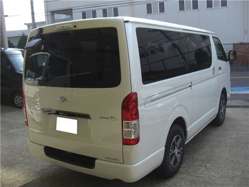 HIACE