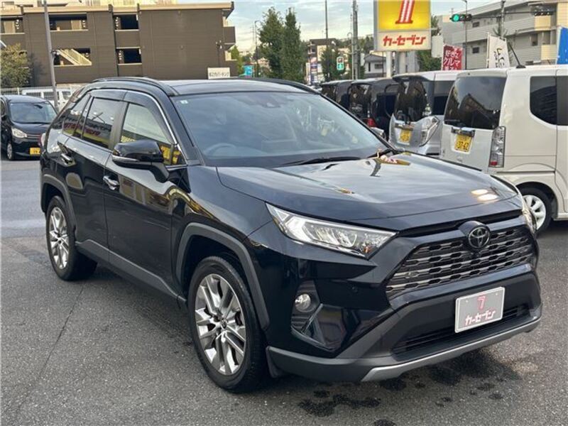 RAV4