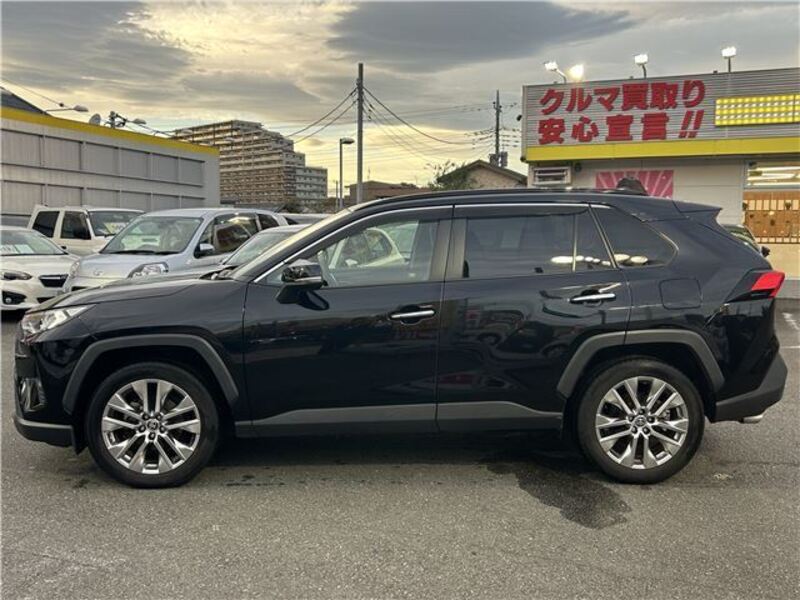 RAV4