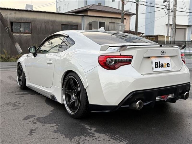86