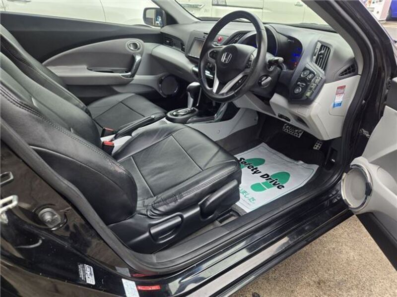CR-Z
