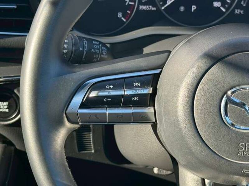 MAZDA3