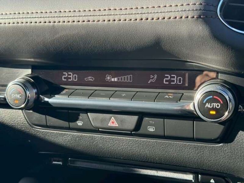MAZDA3