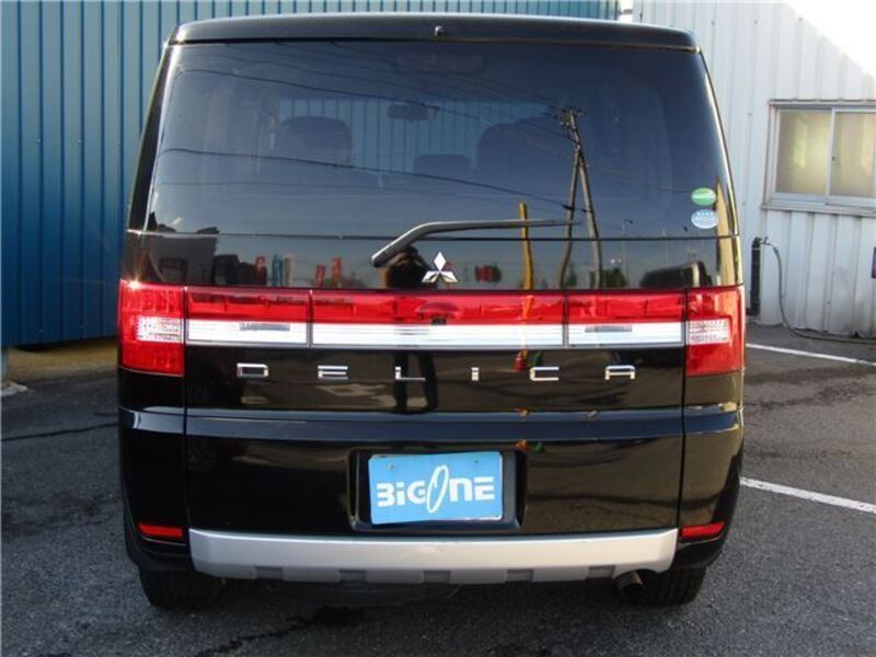 DELICA D5