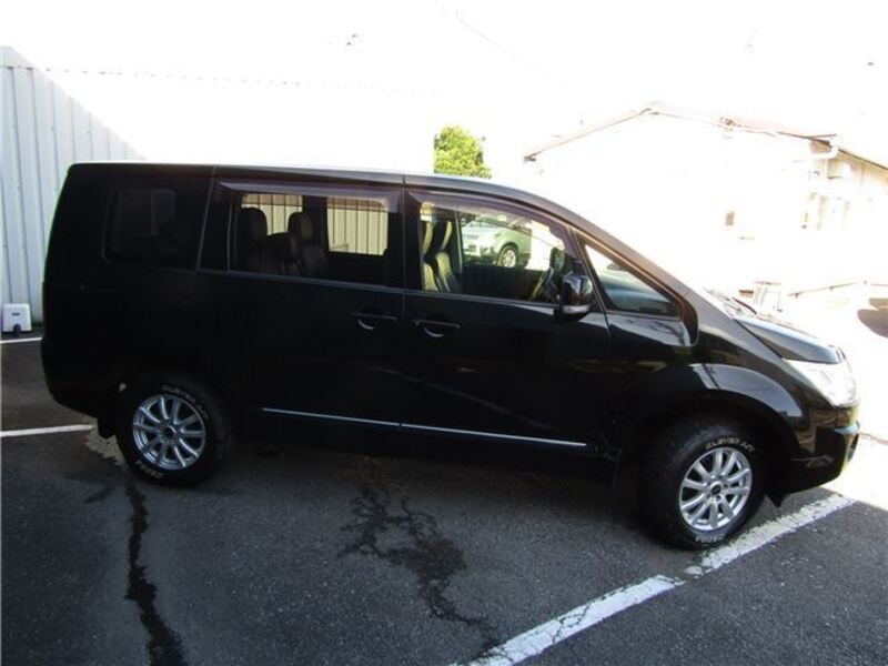 DELICA D5