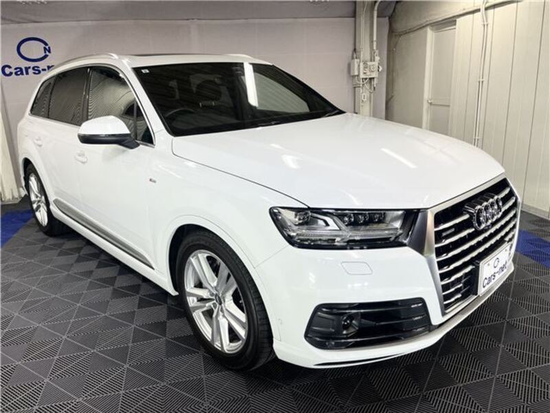Q7
