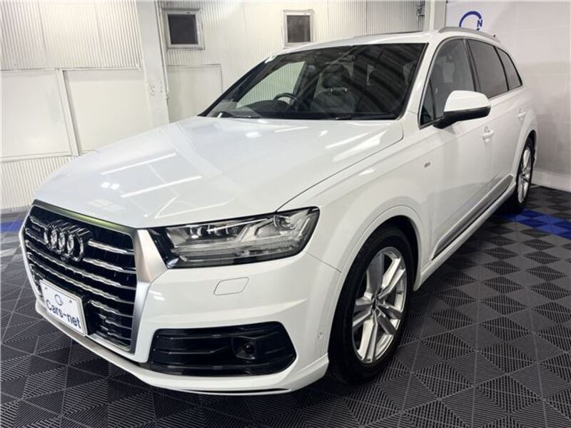 Q7